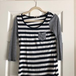 Navy& White 3/4 sleeve blouse